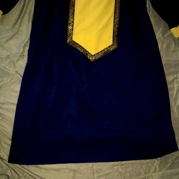 Church Style Robe - Picture 2 of 5